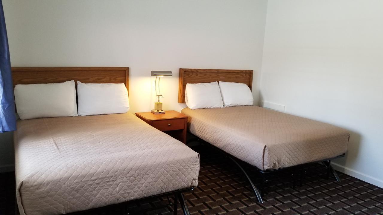 Budget Inn Breezewood Εξωτερικό φωτογραφία