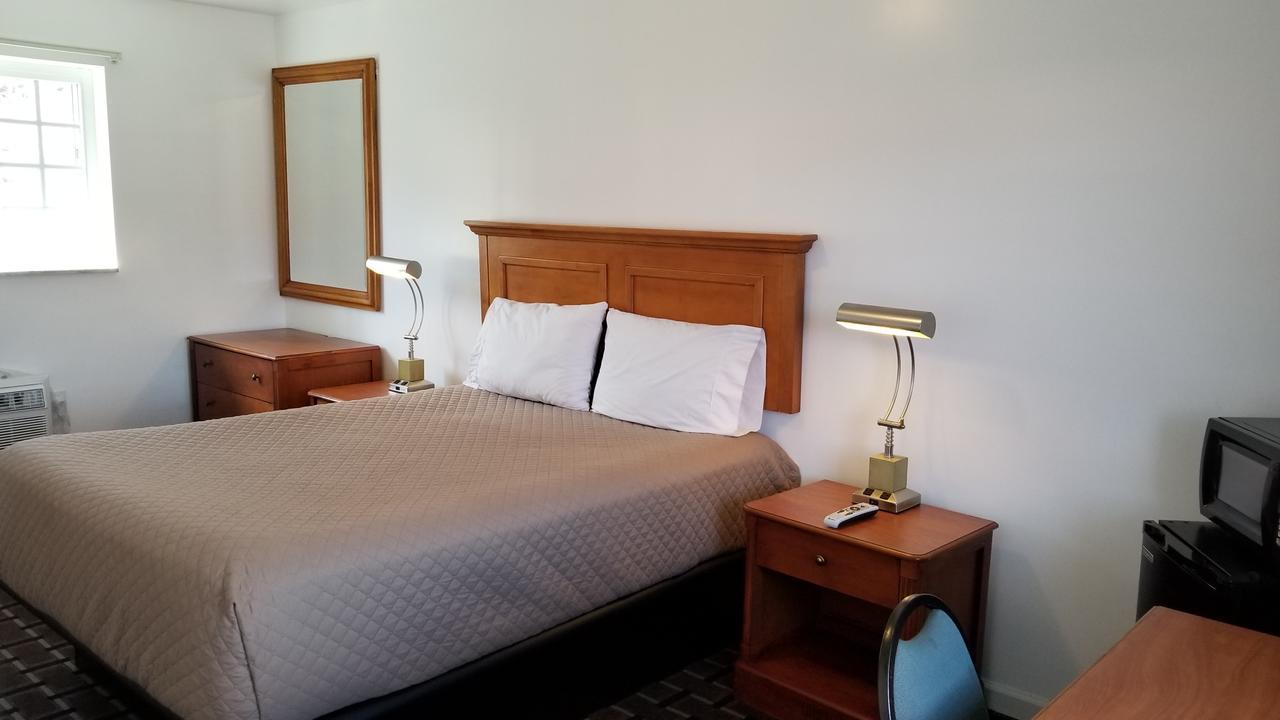 Budget Inn Breezewood Εξωτερικό φωτογραφία